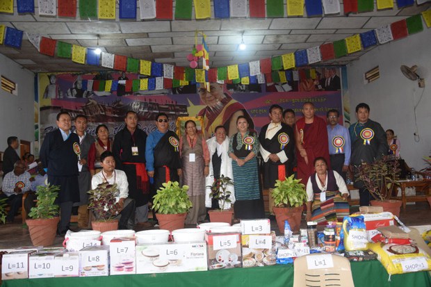 མོན་གྷོ་གཞིས་ཆགས་ཀྱི་མཉམ་འབྲེལ་ལོ་༥༠འཁོར་བ། མོན་གྷོ་གཞིས་ཆགས་ཀྱི་མཉམ་འབྲེལ་ལོ་༥༠འཁོར་བ།