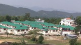 སྦིར་ས་གནས་སུ་ཡོད་པའི་ལི་ལི་བོད་མིའི་གྲོང་སྡེ་གསར་པ།