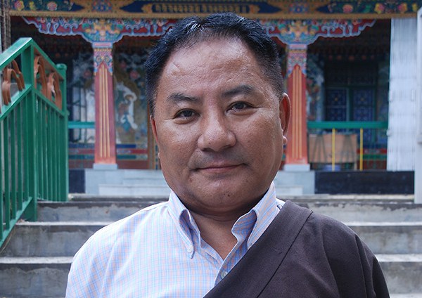 རྒྱ་ནག་གིས་ཞིང་བྲན་བཅིངས་བཀྲོལ་བཏང་བའི་དུས་དྲན་ཟེར་བ་ནི་དོན་དངོས་ཐོག་ཆེས་མུན་ནག་གི་དུས་ཤིག་རེད། སྤྱི་འཐུས་ཚོགས་གཙོ་མཆོག་གིས། རྒྱ་ནག་གིས་ཞིང་བྲན་བཅིངས་བཀྲོལ་བཏང་བའི་དུས་དྲན་ཟེར་བ་ནི་དོན་དངོས་ཐོག་ཆེས་མུན་ནག་གི་དུས་ཤིག་རེད། སྤྱི་འཐུས་ཚོགས་གཙོ་མཆོག་གིས།