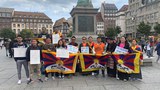 སཊྲཱས་སྦརྒྷ་གྲོང་ཁྱེར་ནང་རྒྱ་ནག་ལ་ངོ་རྒོལ་སྤེལ་འདུག