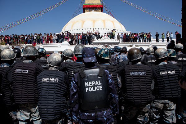བལ་ཡུལ་ནང་གི་བོད་མིས་མ་འོངས་སྲིད་སྐྱོང་དང་བཀའ་ཤག་ལ་རེ་བ་བྱེད་བཞིན་ཡོད་པ།