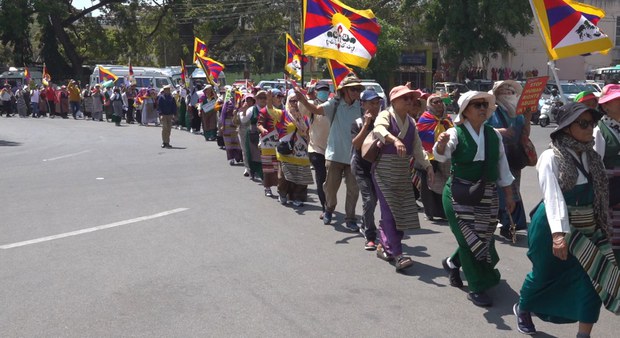 རྒྱ་གར་ལྷོ་ཕྱོགས་ཁུལ་དུ་བོད་མིའི་རང་དབང་སྒེར་ལང་གསུམ་བཅུའི་དུས་དྲན་ཐེངས་༦༦་པ་དེ་སྲུང་བརྩི་ཞུས་གནང་བ།