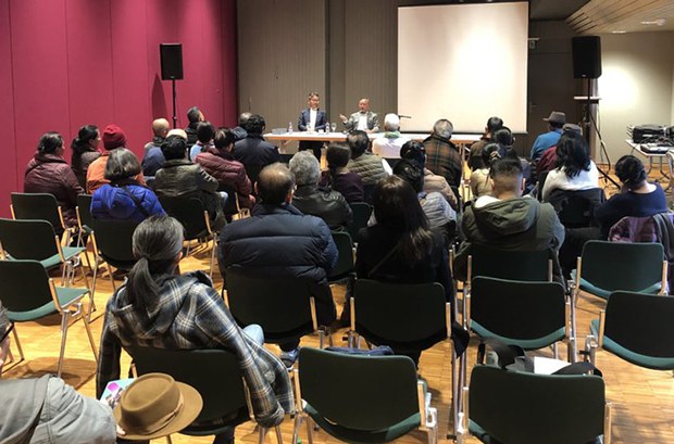 ཡོ་རོབ་ནས་གངས་ལྗོངས་དཔལ་འབྱོར་ཞབས་ཞུ་ཁང་ལ་སུད་སི་སྒོར་ས་ཡ་གཅིག་ལྷག་གི་མ་རྩ་འཛུགས་རྒྱུ། ཡོ་རོབ་ནས་གངས་ལྗོངས་དཔལ་འབྱོར་ཞབས་ཞུ་ཁང་ལ་སུད་སི་སྒོར་ས་ཡ་གཅིག་ལྷག་གི་མ་རྩ་འཛུགས་རྒྱུ།