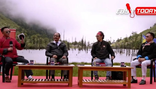 ལས་འགུལ་བ་བརྩོན་འགྲུས་ལགས་ནས་རྒྱ་གར་བྱང་ཤར་དུ་བོད་དོན་དྲིལ་བསྒྲགས། ལས་འགུལ་བ་བརྩོན་འགྲུས་ལགས་ནས་རྒྱ་གར་བྱང་ཤར་དུ་བོད་དོན་དྲིལ་བསྒྲགས།
