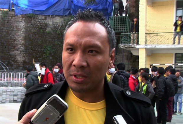 ཨ་རིའི་སྲིད་འཛིན་ལ་བོད་དོན་ཞུ་སྙན། ཨ་རིའི་སྲིད་འཛིན་ལ་བོད་དོན་ཞུ་སྙན།