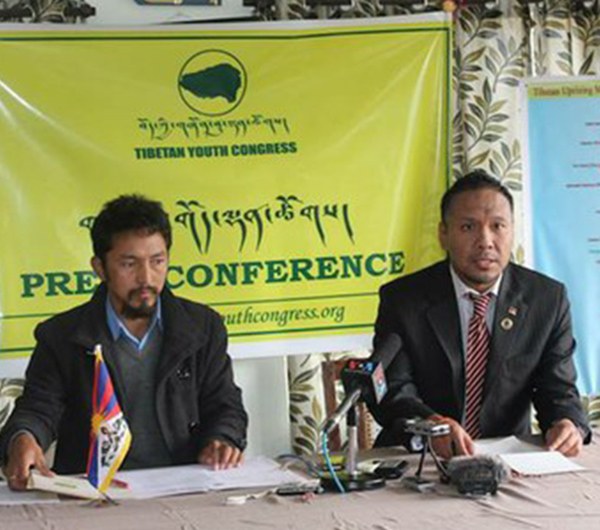 གཞོན་ནུས་དྷ་ས་ནས་ལྡི་ལི་བར་གོམ་བགྲོད་གནང་རྒྱུ།