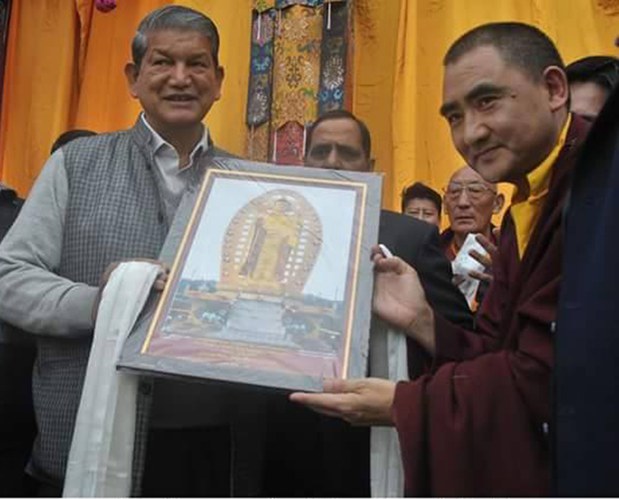 ཨུ་ཏར་ཁནྜ་མངའ་སྡེའི་སྤྱི་ཁྱབ་བློན་ཆེན་ནས་བོད་མིའི་རིག་གཞུང་ལ་བསྔགས་བརྗོད། ཨུ་ཏར་ཁནྜ་མངའ་སྡེའི་སྤྱི་ཁྱབ་བློན་ཆེན་ནས་བོད་མིའི་རིག་གཞུང་ལ་བསྔགས་བརྗོད།