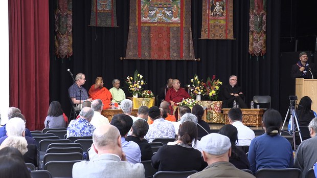 ༧སྐྱབས་རྗེ་གླིང་མཆོག་སྤྲུལ་རིན་པོ་ཆེ་མཆོག་ནས་ཨ་རིའི་རྒྱལ་ས་མངའ་ཁུལ་དུ་ཆོས་འབྲེལ་དང་བཀའ་སློབ། ༧སྐྱབས་རྗེ་གླིང་མཆོག་སྤྲུལ་རིན་པོ་ཆེ་མཆོག་ནས་ཨ་རིའི་རྒྱལ་ས་མངའ་ཁུལ་དུ་ཆོས་འབྲེལ་དང་བཀའ་སློབ།