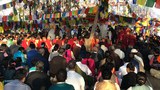 མོན་གྷོ་འདོད་དགུ་གླིང་དུ་ལོ་གསར་སྲུད་བརྩི་ཞུ་བཞིན་པ།