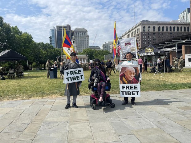ལོ་གཅིག་རིང་བོད་རང་བཙན་གྱི་ཆེད་དུ་ཞི་བའི་ངོ་རྒོལ།