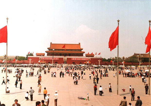 དྲུག་བཞིའི་དྲན་རྟེན་ཁང་།