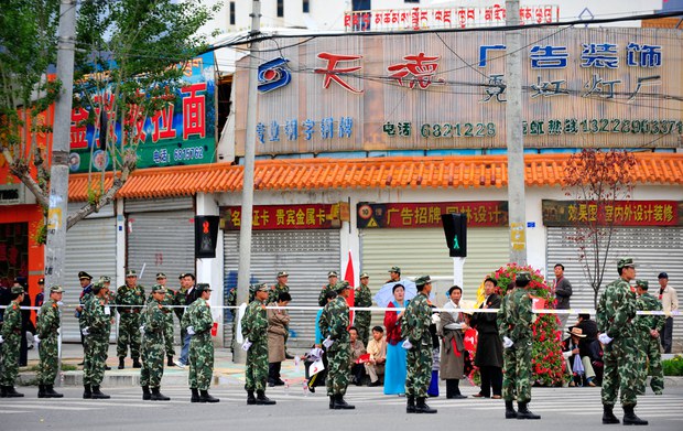 ལོ ༧༠འི་རིང་བོད་ཀྱི་སྣོད་བཅུད་གཉིས་ལ་ཕོག་པའི་གནོད་འཚེ།