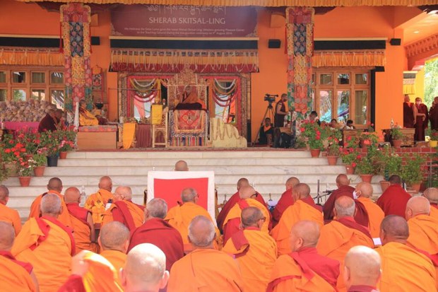 ཁྲིག་སེ་རིན་པོ་ཆེ་མཆོག་དགུང་གྲངས་༨༠་ལ་ཕེབས་པའི་རྒྱ་སྟོན་སྲུང་བརྩི་ཞུས་ཡོད་པ། ཁྲིག་སེ་རིན་པོ་ཆེ་མཆོག་དགུང་གྲངས་༨༠་ལ་ཕེབས་པའི་རྒྱ་སྟོན་སྲུང་བརྩི་ཞུས་ཡོད་པ།