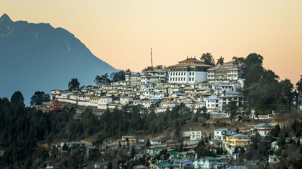 ཨ་རུ་ན་ཅལ་མངའ་སྡེ་གཞུང་གིས་རྒྱ་གར་དང་བོད་ས་མཚམས་སུ་གཞུང་ལམ་གསར་སྐྲུན་བྱ་འཆར།