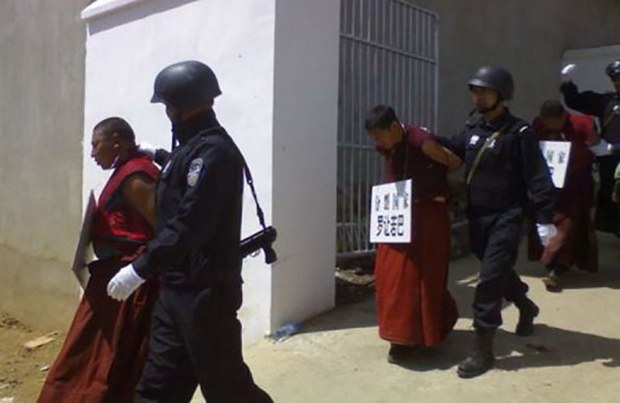 བོད་མི་ཚོར་ཆོས་དད་རང་དབང་ལ་དམ་དྲག་ཤུགས་ཆེ་བྱས་དང་བྱེད་བཞིན་ཡོད་པ།