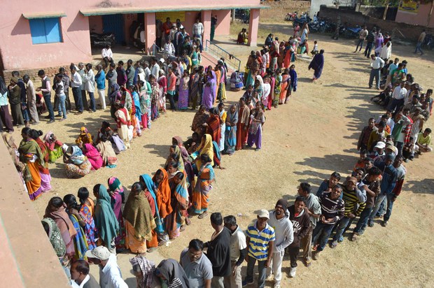 ཀཤ་མིར་དང་ཇར་ཁནྜ་ཡི་འོས་བསྡུ། ཀཤ་མིར་དང་ཇར་ཁནྜ་ཡི་འོས་བསྡུ།