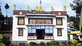 དགའ་ལྡན་ཐར་པ་ཆོས་གླིང་དགོན་གྱི་འགྲེམས་སྟོན་ཁང༌།