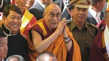 ༸གོང་ས་མཆོག་གི་ཆིབས་བསྒྱུར་ངང་སྒུག་ཞུ་བཞིན་པ།