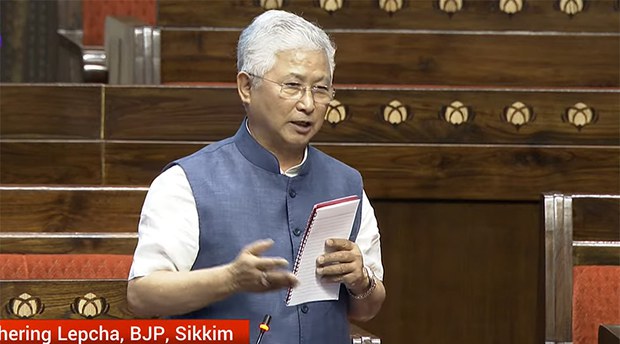 བོད་ཀྱི་ས་མཚམས་ཅེས་པའི་ཐ་སྙད་བེད་སྤྱོད་བྱེད་དགོས།