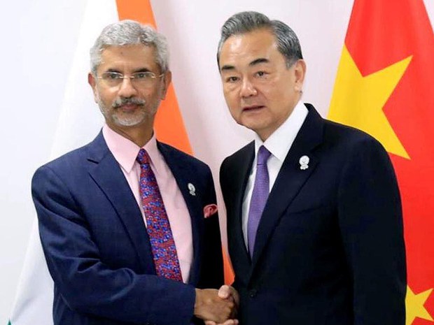 རྒྱ་གར་ཕྱི་སྲིད་བློན་ཆེན་རྒྱ་ནག་ཏུ་ཕེབས་ནས་ཡུལ་གཉིེས་བར་གྲོས་མཐུན་ཁག་ཅིག་བཞག་ཡོད་པ། རྒྱ་གར་ཕྱི་སྲིད་བློན་ཆེན་རྒྱ་ནག་ཏུ་ཕེབས་ནས་ཡུལ་གཉིེས་བར་གྲོས་མཐུན་ཁག་ཅིག་བཞག་ཡོད་པ།
