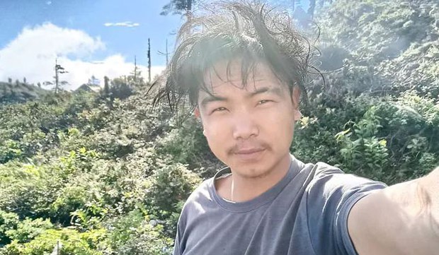 ཨ་རུ་ན་ཅལ་ནས་རྒྱ་མིའི་དམག་མིས་བཙན་འཁྲིད་བྱས་པའི་བུ་མི་རམ་ཊ་རོན་ལ་སྡུག་སྦྱོང་མནར་གཅོད་བཏང་ཡོད་པ། ཨ་རུ་ན་ཅལ་ནས་རྒྱ་མིའི་དམག་མིས་བཙན་འཁྲིད་བྱས་པའི་བུ་མི་རམ་ཊ་རོན་ལ་སྡུག་སྦྱོང་མནར་གཅོད་བཏང་ཡོད་པ།