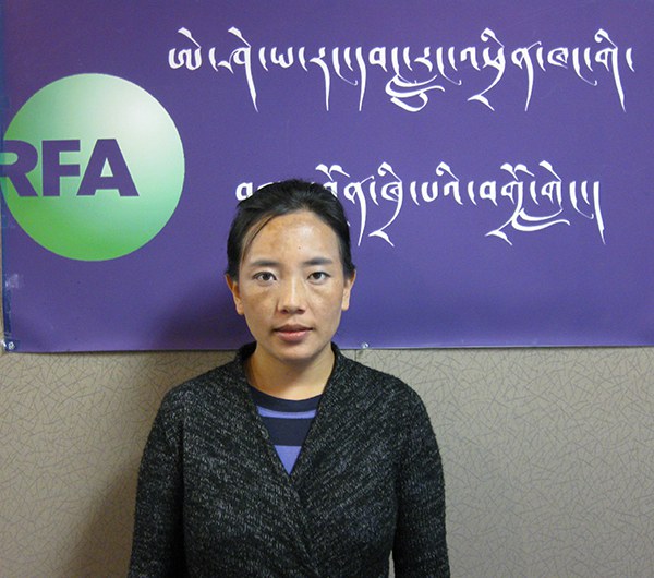ཤིང་ཅང་ཧི་ཅིན་རྫོང་དུ་སོག་པོས་རྒྱ་གཞུང་ལ་ངོ་རྒོལ། ཤིང་ཅང་ཧི་ཅིན་རྫོང་དུ་སོག་པོས་རྒྱ་གཞུང་ལ་ངོ་རྒོལ།