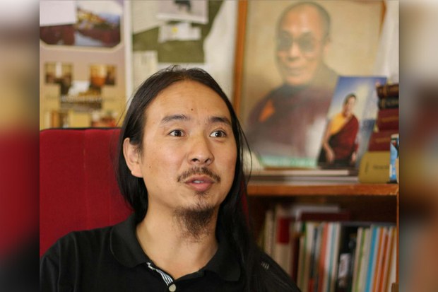 རྒྱ་ནག་ནང་གཞུང་གིས་གཉེར་བའི་བཟོ་ཚོང་ལས་ཁང་དང་སྒེར་གྱི་བཟོ་ཚོང་ལས་ཁང་ཁག་གི་ནང་དྲག་པོའི་སྒྲིག་འཛུགས་ཀྱི་དཔུང་སྡེ་ཁག་ཅིག་འཛུགས་པའི་སྐོར།