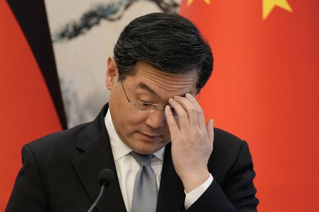 གནས་དབྱུངས་བཏང་བའི་ཕྱི་སྲིད་བློན་ཆེན་ཟུར་པ་ཆིང་སྒང་གི་གནས་སྟངས།