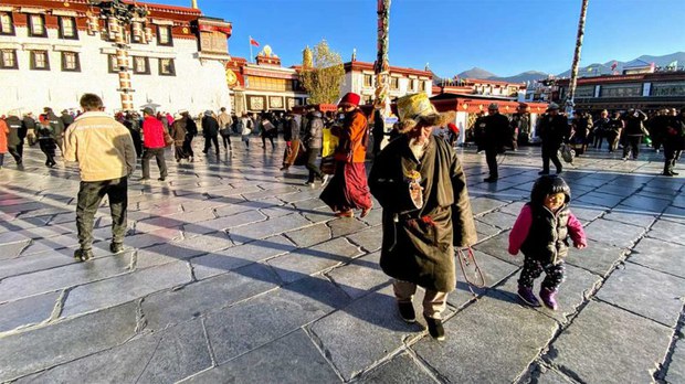 བོད་རིགས་མི་འབོར་ཉུང་དུ་འགྲོ་སྲིད་པ།