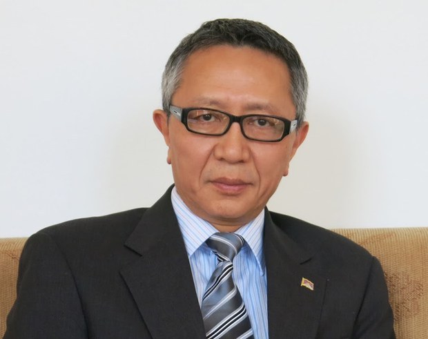 རྒྱ་ནག་གི་ཚོགས་ཆེན་གཉིས་རིང་མིན་གཟའ་འཁོར་རྗེས་མར་ཚོགས་རྒྱུ་ཡིན་པ། རྒྱ་ནག་གི་ཚོགས་ཆེན་གཉིས་རིང་མིན་གཟའ་འཁོར་རྗེས་མར་ཚོགས་རྒྱུ་ཡིན་པ།