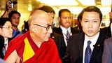 ༸གོང་ས་མཆོག་ཐའེ་ཕེ་ནང་ཞབས་སོར་འཁོད་གནང་བ།