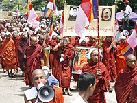 myanmar-monks-protests-200b.gif myanmar-monks-protests-200b.gif