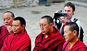 བོད་ནང་གསར་འགོད་པ་གཏོང་དགོས་པའི་རེ་སྐུལ།