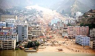 ཀན་སུ་ཞིང་ཆེན་ནང་སླར་ཡང་ཆུ་ལོག་དང་ས་རུད།