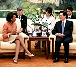 rice-meets-hu-150.jpg rice-meets-hu-150.jpg