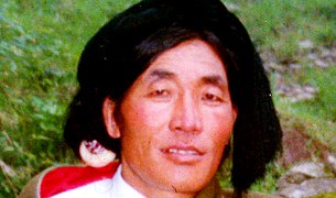 བཙོན་ཁང་དུ་དཀའ་སྡུག་མྱོང་བ། བཙོན་ཁང་དུ་དཀའ་སྡུག་མྱོང་བ།