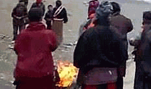 རི་སྐྱོ་ལཌ་ཀྱི་སྐུ་ཕུང་ཞུཌ་འབུལ། རི་སྐྱོ་ལཌ་ཀྱི་སྐུ་ཕུང་ཞུཌ་འབུལ།