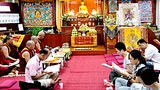 ཐེ་དབན་བོད་མི་ནས་སྨོན་ལམ་གསོལ་འདེབས།