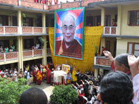 tibetan-democracy47-nep-200.gif