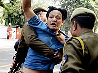 protesters-arrested-200.jpg