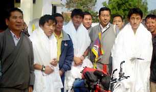 རྐང་འཁོར་སྐོར་བསྐྱོད་ཀྱི་ལས་འགུལ། རྐང་འཁོར་སྐོར་བསྐྱོད་ཀྱི་ལས་འགུལ།