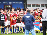 team-tibet-photo-op-200.jpg team-tibet-photo-op-200.jpg
