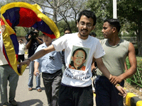 fot-delhi-protest-2002.gif