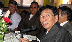 འཕྲོད་བསྟེན་བཀའ་བློན་བལ་ཡུལ་དུ་གཟིགས་སྐོར། འཕྲོད་བསྟེན་བཀའ་བློན་བལ་ཡུལ་དུ་གཟིགས་སྐོར།