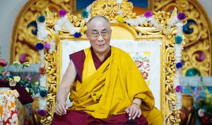 ཀར་ན་ཊ་ཀ་སྤྱི་ཁྱབ་བློན་ཆེན་ཟུར་པའི་རྗེས་དྲན། ཀར་ན་ཊ་ཀ་སྤྱི་ཁྱབ་བློན་ཆེན་ཟུར་པའི་རྗེས་དྲན།