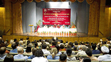 བྱམས་བརྩེའི་བྱ་སྤྱོད་ནི་འཚེ་མེད་ཞི་བ་ཡིན།