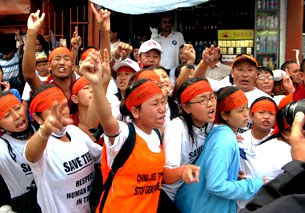 བལ་ཡུལ་དུ་བོད་མི་ཚོས་བོད་དོན་ལས་འགུལ་སྤེལ་བཞིན། བལ་ཡུལ་དུ་བོད་མི་ཚོས་བོད་དོན་ལས་འགུལ་སྤེལ་བཞིན།