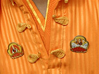 hhdl-lapel-200.jpg