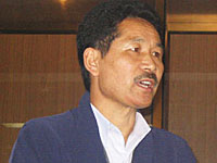 kalon-thupten-lungrik-200.jpg kalon-thupten-lungrik-200.jpg