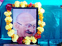 gandhi-bday-nepal-200.gif gandhi-bday-nepal-200.gif